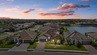 2028 Woodleaf Hammock Ct in Bradenton, FL - Building Photo - Building Photo