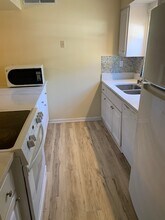 1950 Paine Ave, Unit 2A in Jacksonville, FL - Foto de edificio - Building Photo