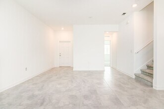 5649 Quiet Palm Loop in St. Cloud, FL - Building Photo - Building Photo