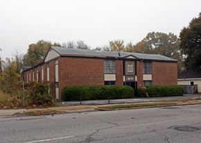 The National Macon Courts Apartments