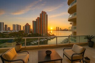 3340 NE 190th St in Miami, FL - Building Photo