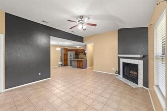 4316 Elliott Oaks Dr in Arlington, TX - Building Photo - Building Photo