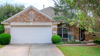 7709 Black Mountain Dr in Austin, TX - Building Photo