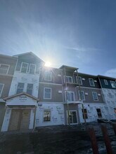 Arbor West Apartments in Hugo, MN - Foto de edificio - Building Photo