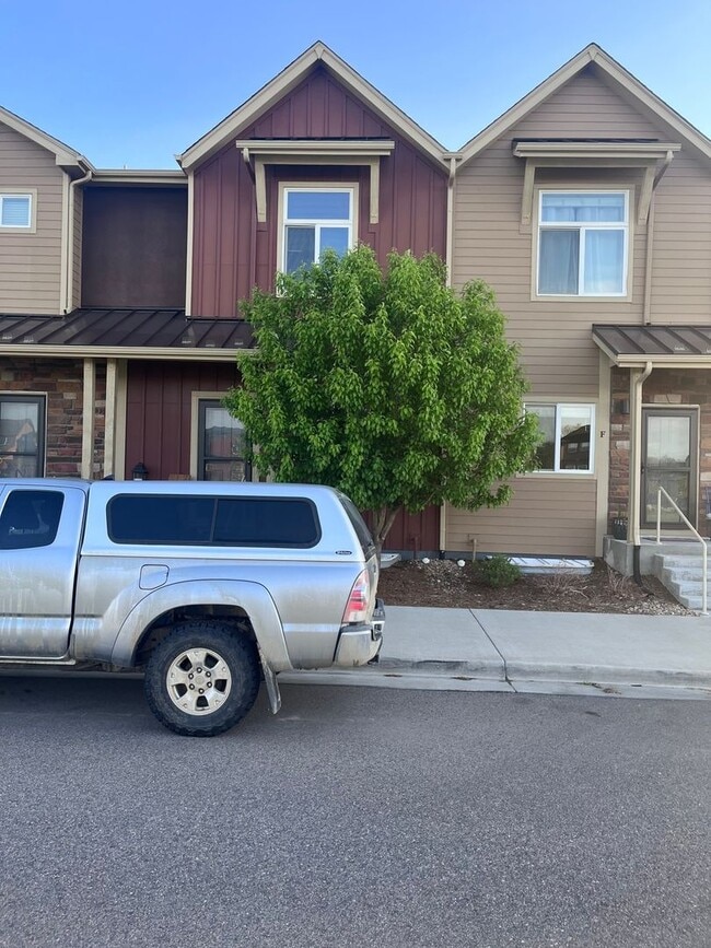 226 N Parkside Dr in Longmont, CO - Building Photo - Building Photo