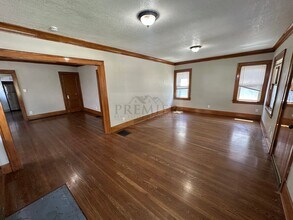 5421 Lydia Ave in Kansas City, MO - Building Photo - Building Photo