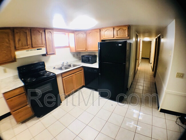 1915 S Stockman Rd in Mt. Pleasant, MI - Building Photo - Building Photo