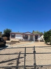 23686 Lodge Dr in Canyon Lake, CA - Building Photo - Building Photo