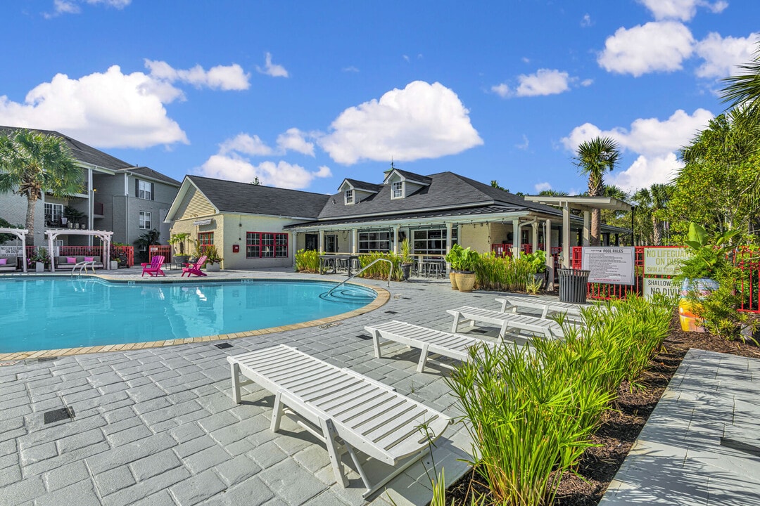 Atlantic Palms in Charleston, SC - Foto de edificio