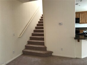 9529 Van Halen Ln in Las Vegas, NV - Building Photo - Building Photo