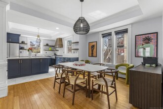 33 Sargeant St in Hartford, CT - Building Photo - Building Photo