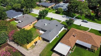 1520 Glenwick Dr in Plano, TX - Building Photo - Building Photo