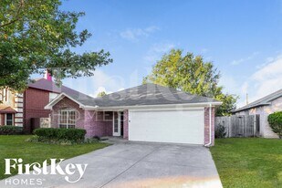 7956 Clear Brook Cir in Fort Worth, TX - Building Photo