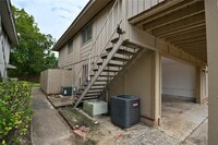 5628 Birchmont Dr photo'