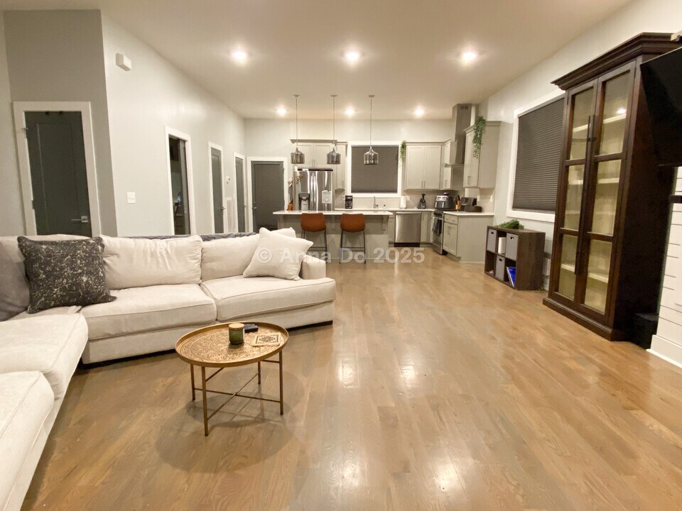 809 21st Ave N in Nashville, TN - Building Photo