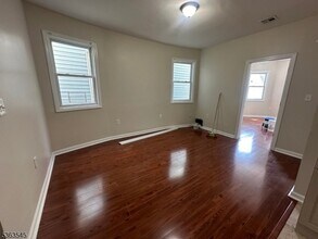 195 N 11th St in Newark, NJ - Building Photo - Building Photo