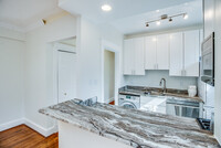 2410 20th St NW, Unit #309 in Washington, DC - Building Photo - Building Photo