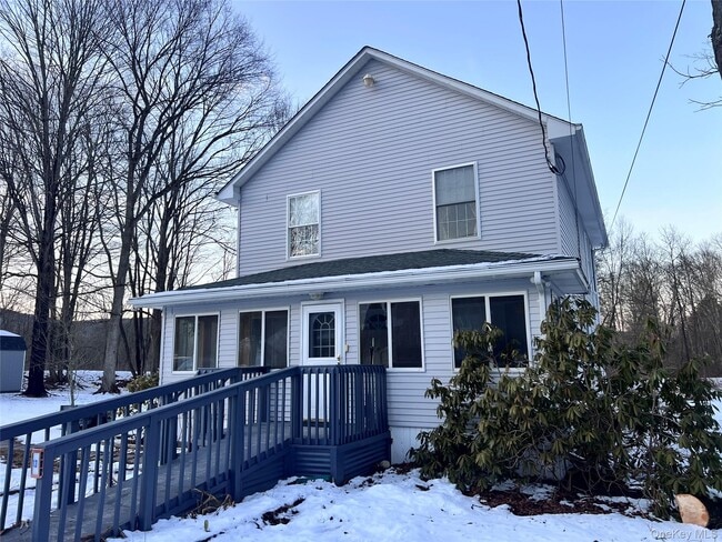 property at 13 Herlings Rd