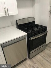 10320 Westlake Dr-Unit -106 in Bethesda, MD - Building Photo - Building Photo