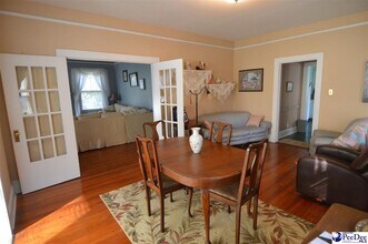 107 N 1st St in Hartsville, SC - Building Photo - Building Photo