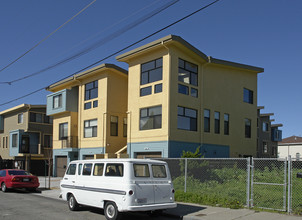 880-884 20th St in Oakland, CA - Foto de edificio - Building Photo