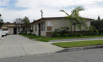 Elmcroft Apartments