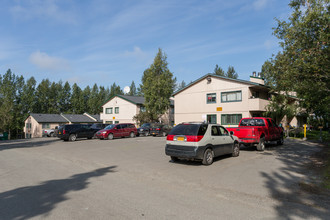 627-665 E 78th Ave in Anchorage, AK - Building Photo - Building Photo