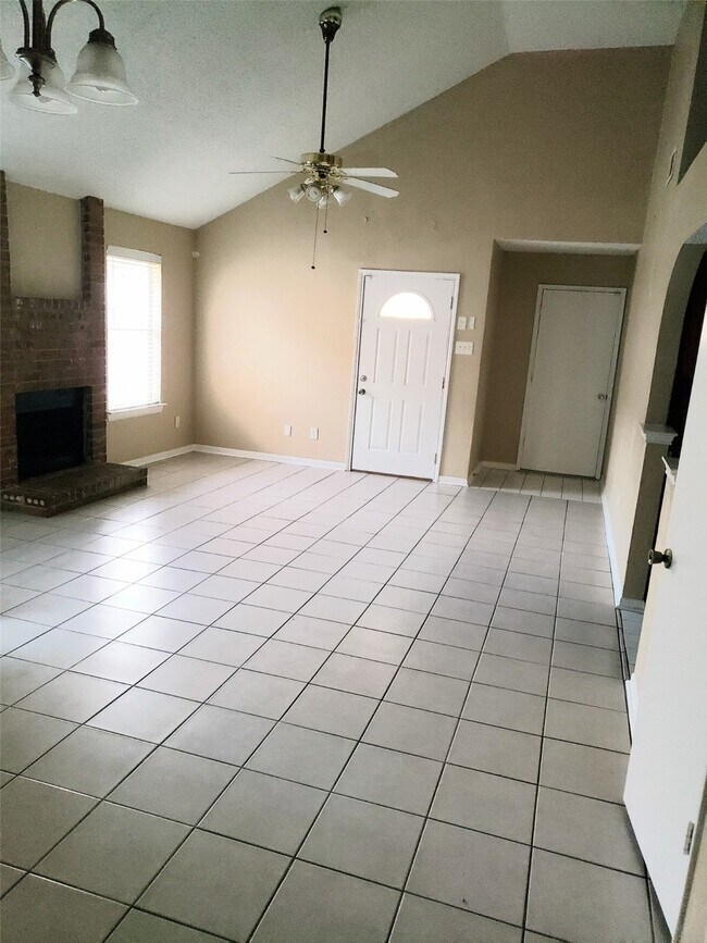 11519 Highland Meadow Dr in Houston, TX - Building Photo - Building Photo