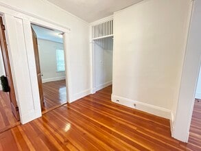 39 Turner St, Unit 1 in Boston, MA - Building Photo - Building Photo