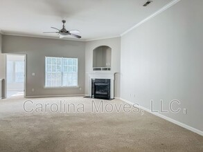 301 Blue Sage Pl in Simpsonville, SC - Building Photo - Building Photo