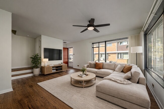 2531 W Howard St in Chicago, IL - Building Photo - Building Photo