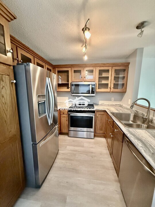 7614 York Ave S in Minneapolis, MN - Foto de edificio