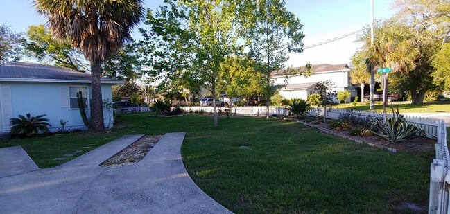 1012 8th St S in Jacksonville Beach, FL - Building Photo - Building Photo