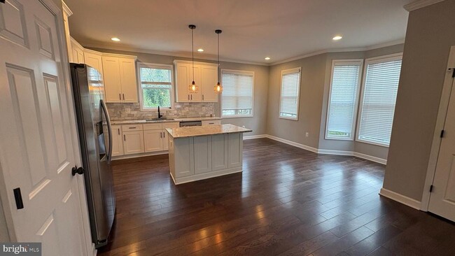 6445 First St in Alexandria, VA - Building Photo - Building Photo