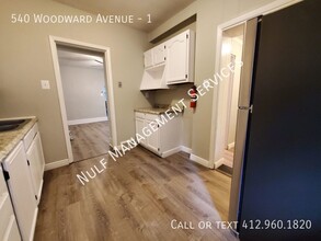 540 Woodward Ave in Mckees Rocks, PA - Building Photo - Building Photo