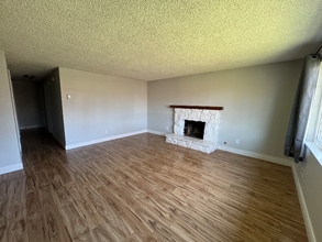 411 N 55th St in Springfield, OR - Building Photo - Building Photo