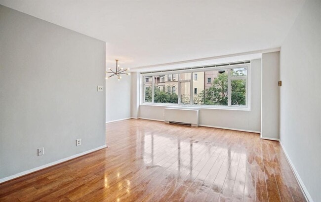 property at 1545 18th St NW