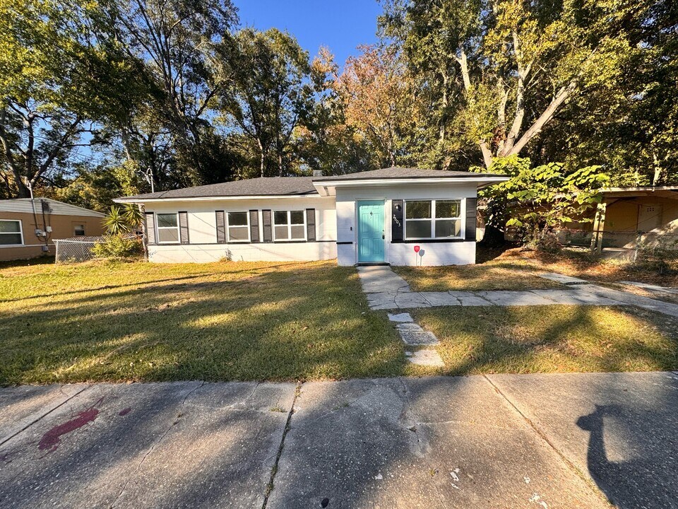 2603 Beaverbrook Pl in Jacksonville, FL - Building Photo