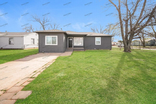 property at 3049 SE 18th Pl