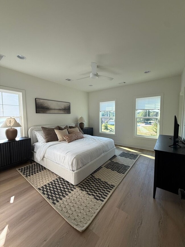 Awesome New Construction 5BR House Close t in Auburn, AL - Foto de edificio - Building Photo