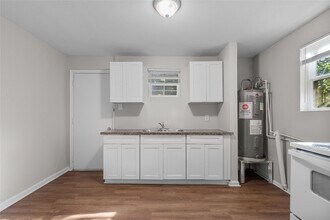 2328 Boss St in La Marque, TX - Building Photo - Building Photo