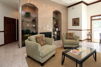 Granite Ridge in Greensboro, NC - Building Photo - Interior Photo