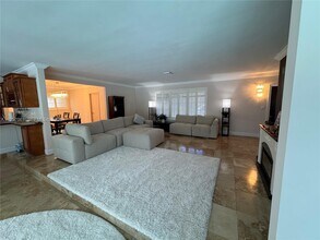 13451 SW 74th Ave in Pinecrest, FL - Building Photo - Building Photo