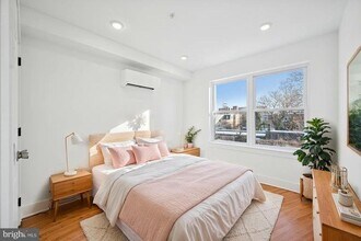 3413 N 19th St in Philadelphia, PA - Foto de edificio - Building Photo