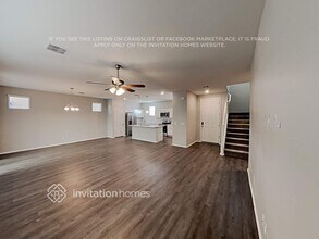 16524 W Jenan Dr in Surprise, AZ - Foto de edificio - Building Photo