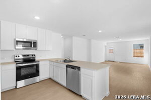 129 Pastar Fls in Seguin, TX - Building Photo - Building Photo