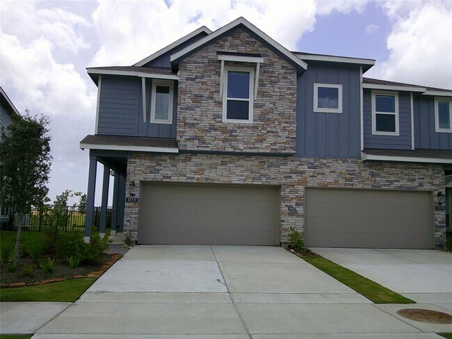 12711 Dog Canyon Trl