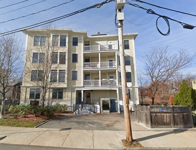 43 Park St, Unit 43-18