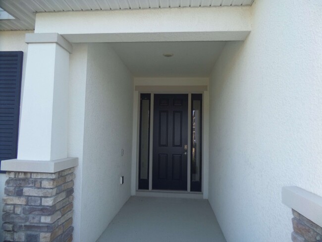 5475 Sunshine Dr in Wildwood, FL - Foto de edificio - Building Photo