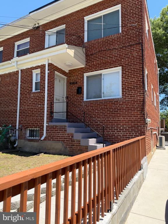 property at 8315 Navahoe Dr